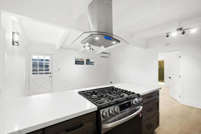 3736 Louisiana St Street, San Diego, CA 92104