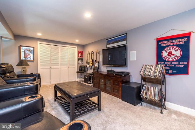 109 PIONEER DR, Lansdale, PA 19446