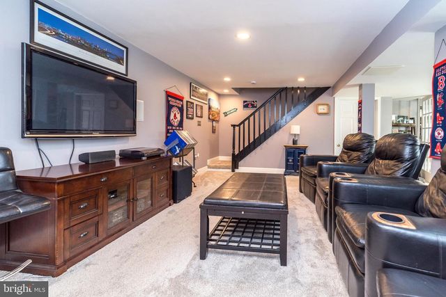 109 PIONEER DR, Lansdale, PA 19446