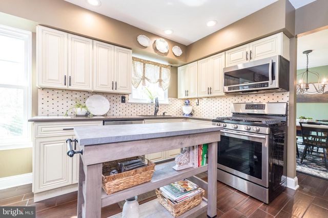 109 PIONEER DR, Lansdale, PA 19446