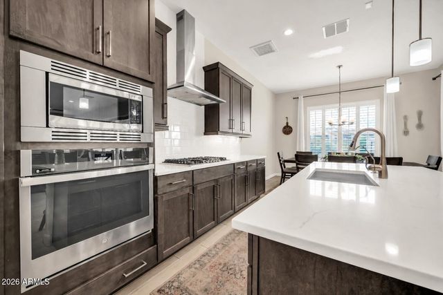 18003 N 66TH Way, Phoenix, AZ 85054