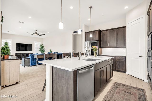 18003 N 66TH Way, Phoenix, AZ 85054