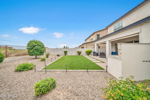 18003 N 66TH Way, Phoenix, AZ 85054