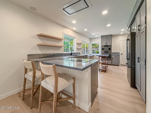 21 Westbury Street, Thousand Oaks, CA 91360