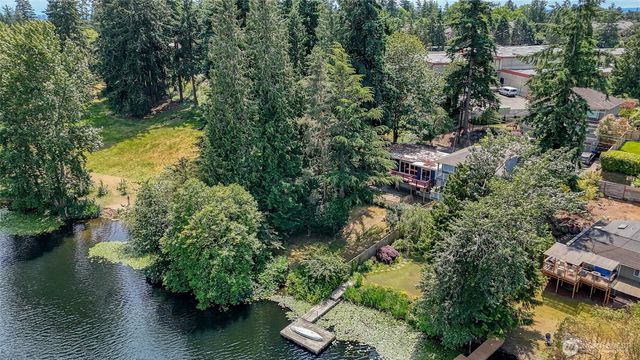 13202 Bitter Place N, Seattle, WA 98133