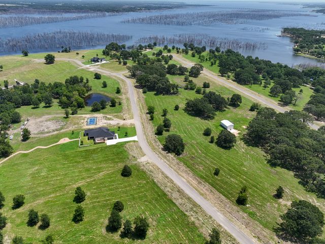 370 Shoreline Drive, Dodd City, TX 75438