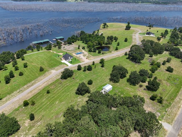 370 Shoreline Drive, Dodd City, TX 75438