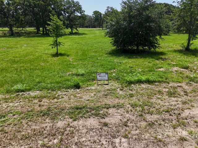 370 Shoreline Drive, Dodd City, TX 75438