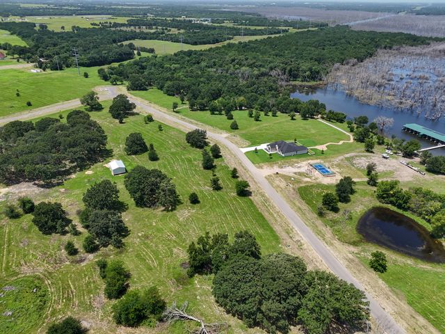 370 Shoreline Drive, Dodd City, TX 75438