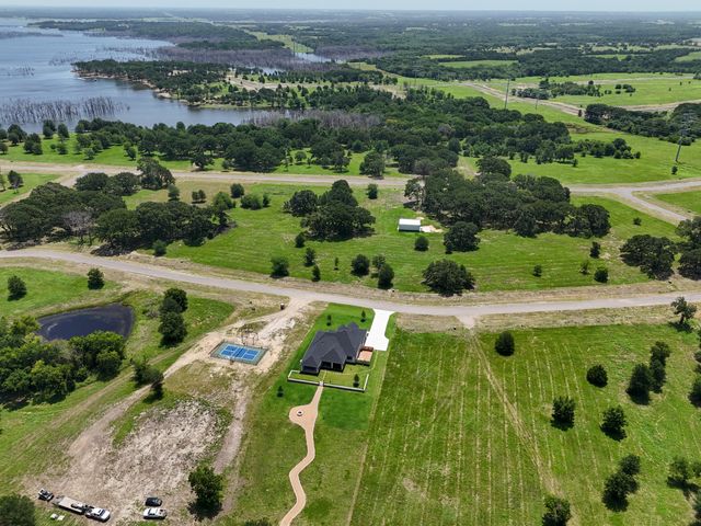 370 Shoreline Drive, Dodd City, TX 75438