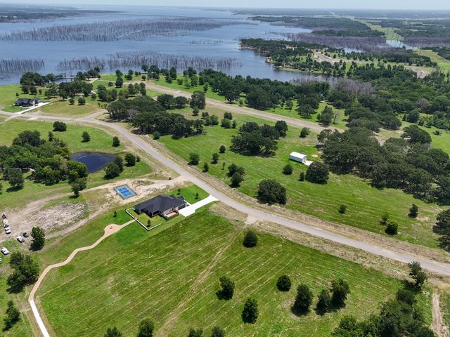 370 Shoreline Drive, Dodd City, TX 75438