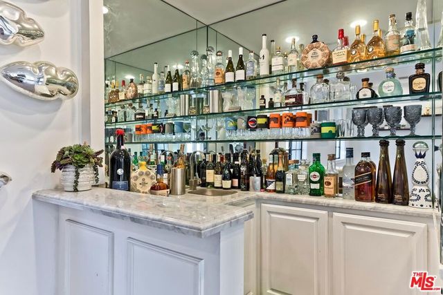 403 N Palm Drive 3, Beverly Hills, CA 90210