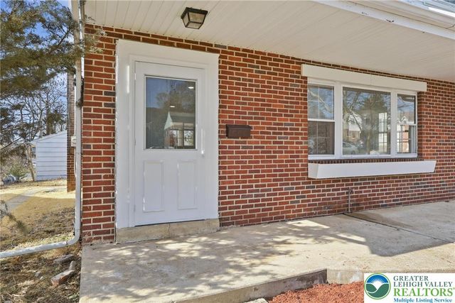 935 Buttonwood Street, Emmaus Boro, PA 18049