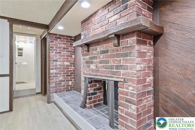 935 Buttonwood Street, Emmaus Boro, PA 18049