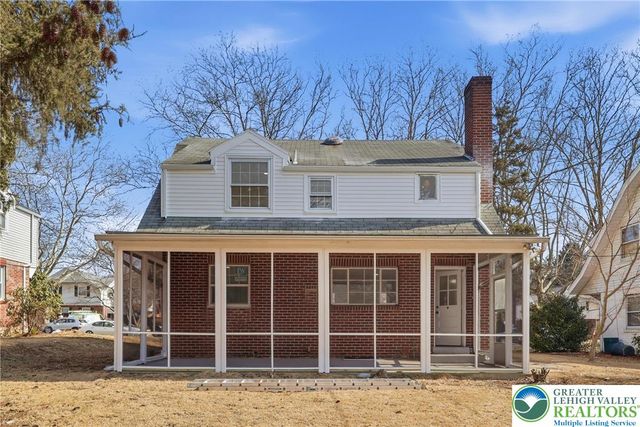 935 Buttonwood Street, Emmaus Boro, PA 18049