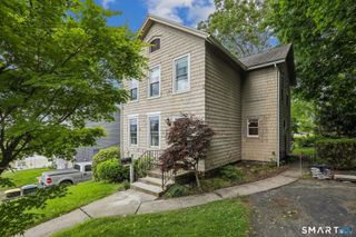 16 Seeley Street, Danbury, CT 06810