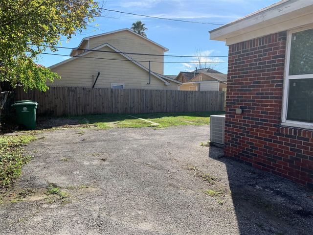 5024 Jefferson Street, Houston, TX 77023