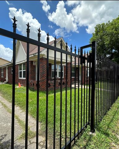 5024 Jefferson Street, Houston, TX 77023
