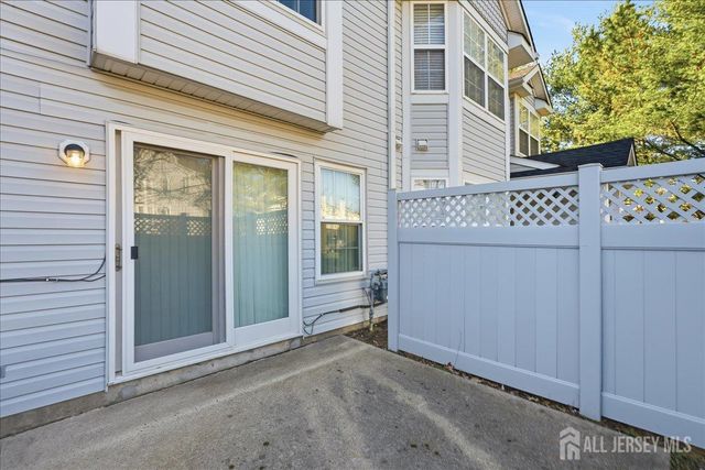 11 Letts Court, Sayreville, NJ 08872