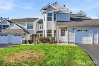 11 Letts Court, Sayreville, NJ 08872