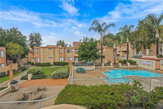 1500 W Edgehill Road 16, San Bernardino, CA 92405