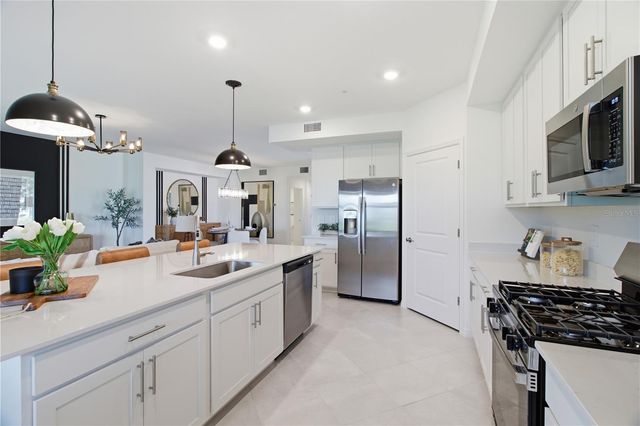 19235 CHERRYSTONE WAY 104, Lakewood Ranch, FL 34211