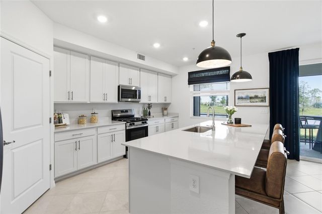 19235 CHERRYSTONE WAY 104, Lakewood Ranch, FL 34211