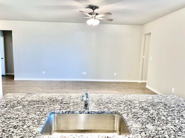 7729 96th Street, Lubbock, TX 79424