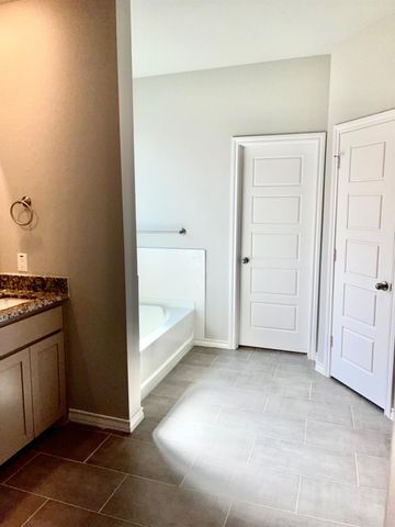 7729 96th Street, Lubbock, TX 79424