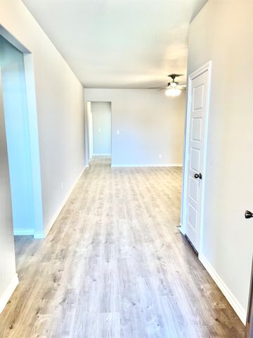 7729 96th Street, Lubbock, TX 79424