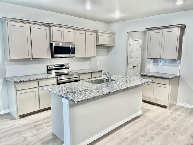 7729 96th Street, Lubbock, TX 79424
