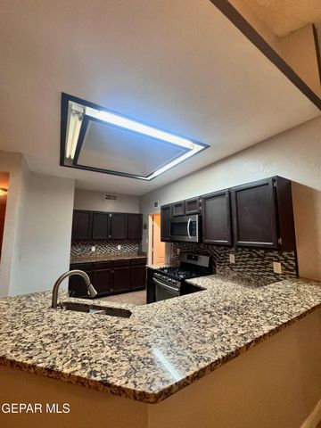 7721 Waterhouse Drive, El Paso, TX 79912