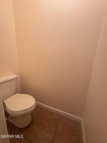 7721 Waterhouse Drive, El Paso, TX 79912