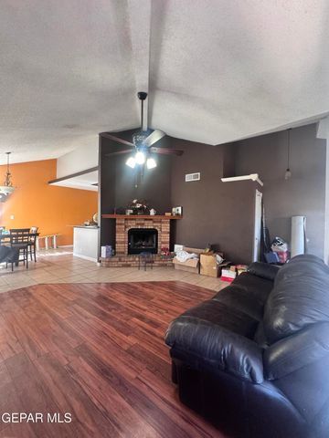 7721 Waterhouse Drive, El Paso, TX 79912
