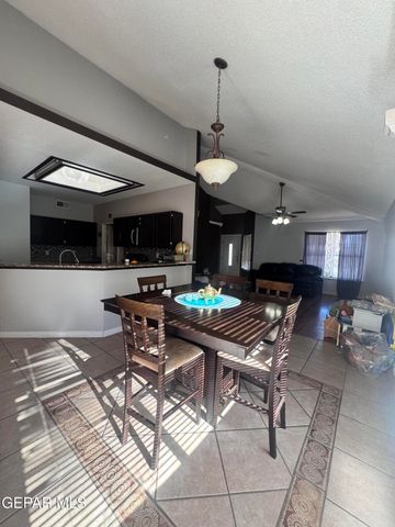 7721 Waterhouse Drive, El Paso, TX 79912