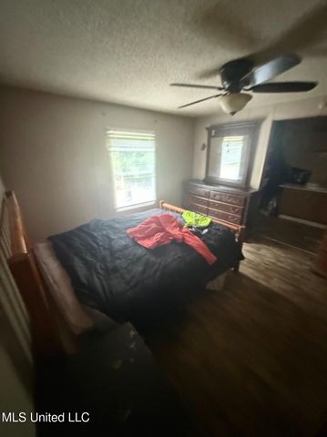 60 Pr 5007, Como, MS 38619
