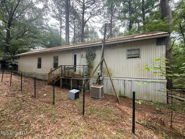 60 Pr 5007, Como, MS 38619