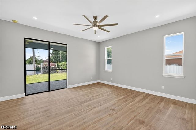 1912 NW 24th TER, Cape Coral, FL 33993