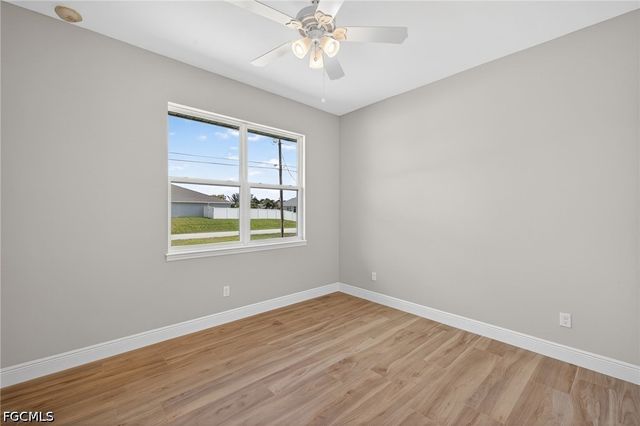1912 NW 24th TER, Cape Coral, FL 33993