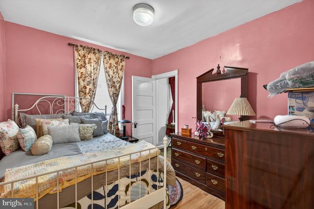 335 S 6TH ST, Darby, PA 19023