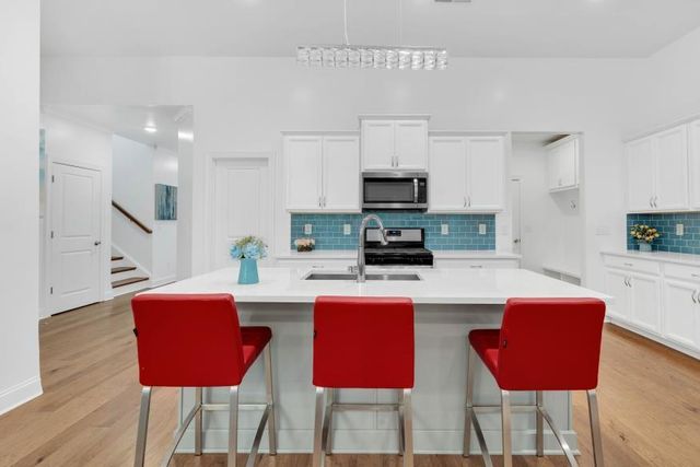 205 Lakeside Place, Canton, GA 30114