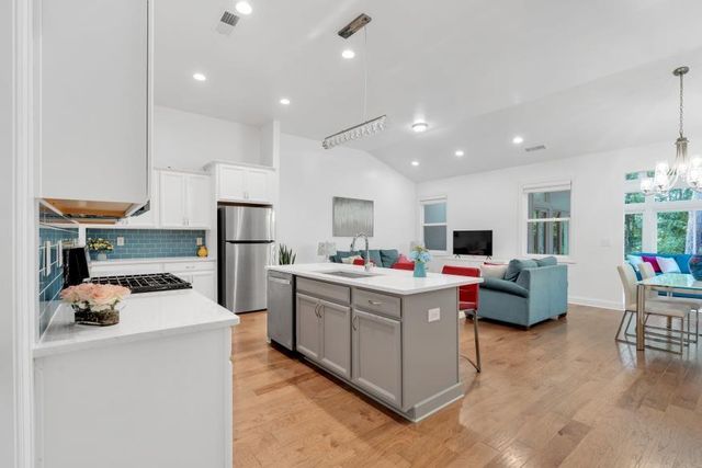 205 Lakeside Place, Canton, GA 30114