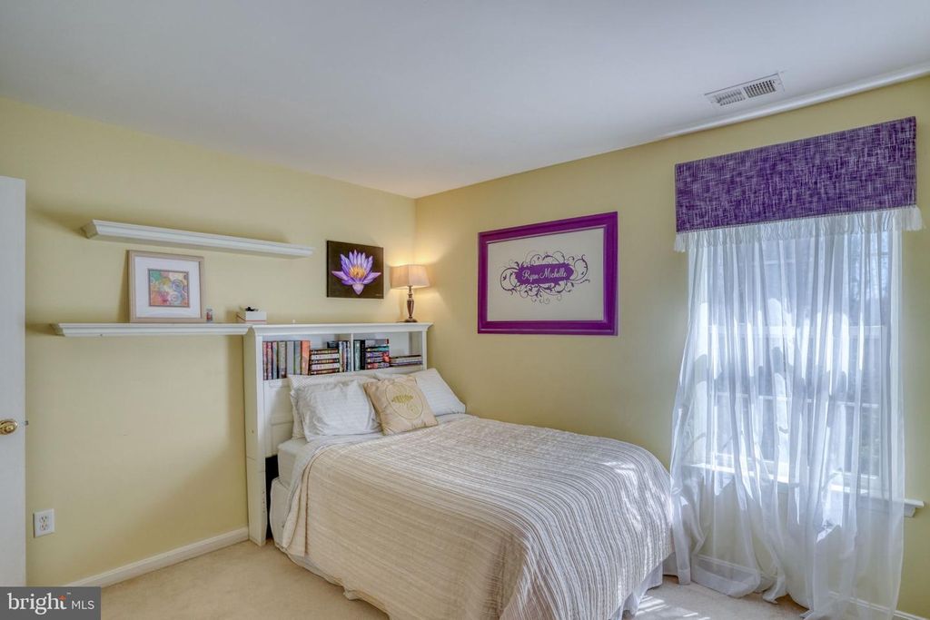 Image 38 of property listing at 25 CRESCENT LINKS DR, North East, MD 21901