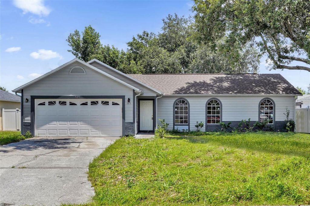 525 CARLSBAD DRIVE, Kissimmee, FL 34758