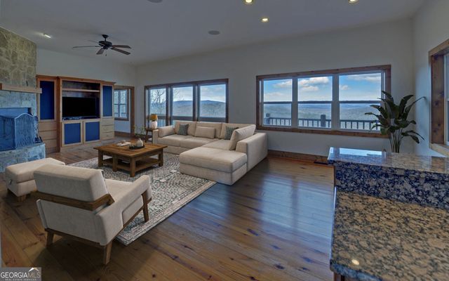 990 Hickory Nut Mountain, Tallulah Falls, GA 30573