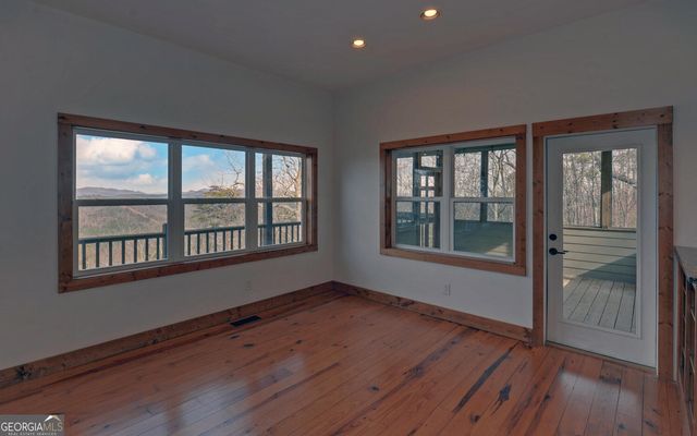 990 Hickory Nut Mountain, Tallulah Falls, GA 30573