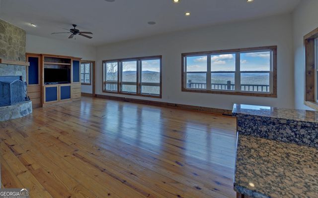 990 Hickory Nut Mountain, Tallulah Falls, GA 30573