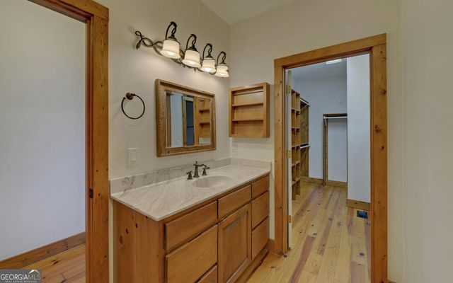 990 Hickory Nut Mountain, Tallulah Falls, GA 30573