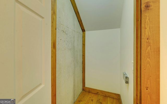 990 Hickory Nut Mountain, Tallulah Falls, GA 30573