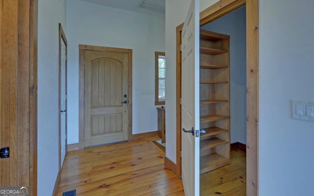 990 Hickory Nut Mountain, Tallulah Falls, GA 30573